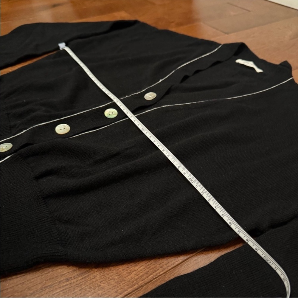 Korean Brand Black Button-Up Women's Cardigan - Picture 5 of 6